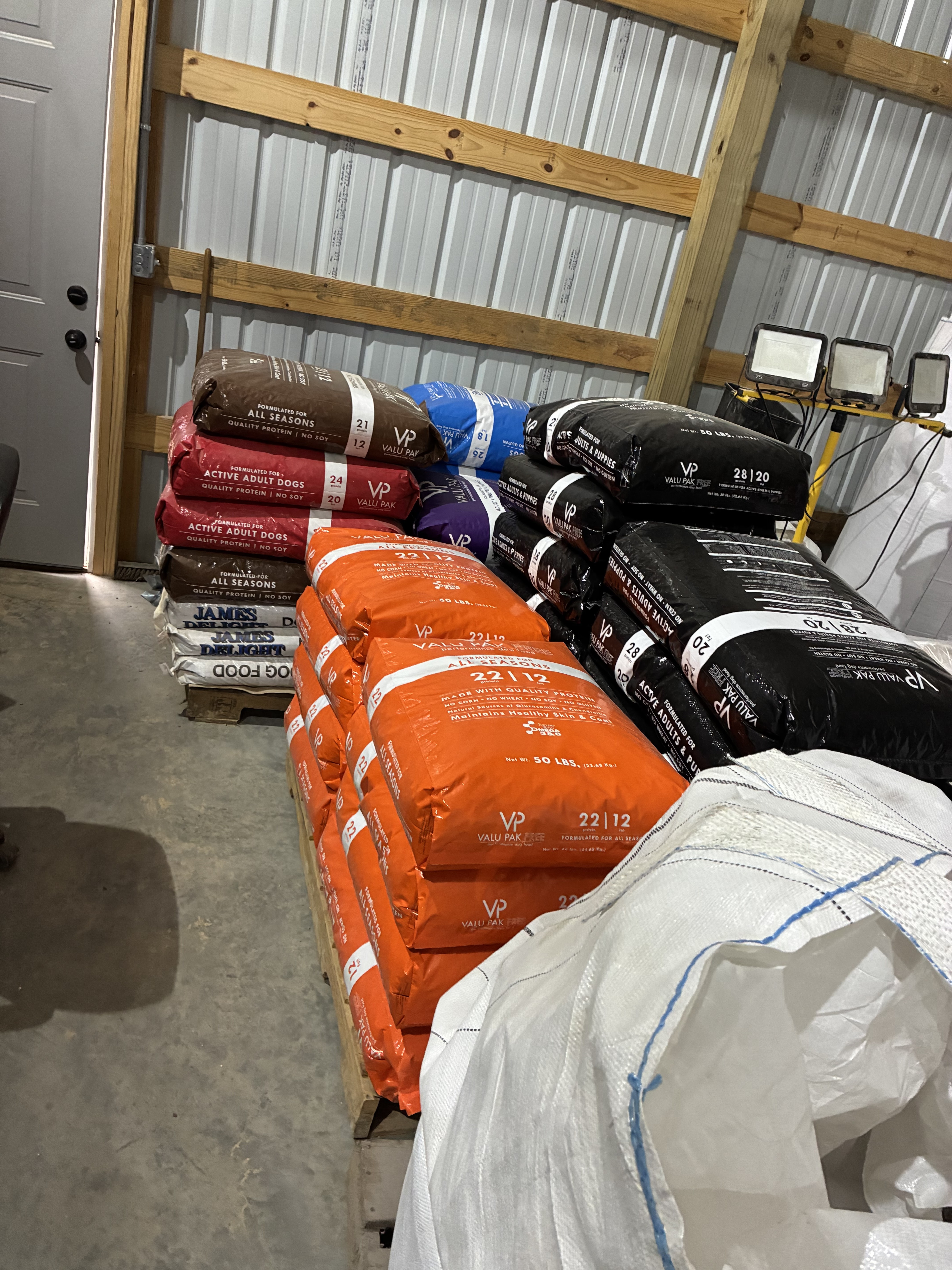 Seed & Garden Center